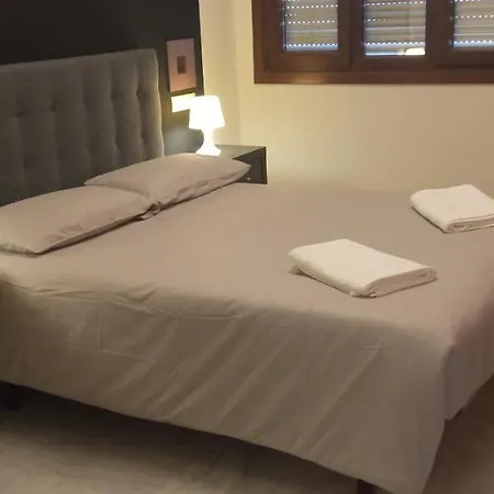 Fibes Lux Este. Appartement Séville