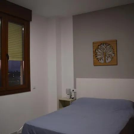 Fibes Lux Este. * Séville