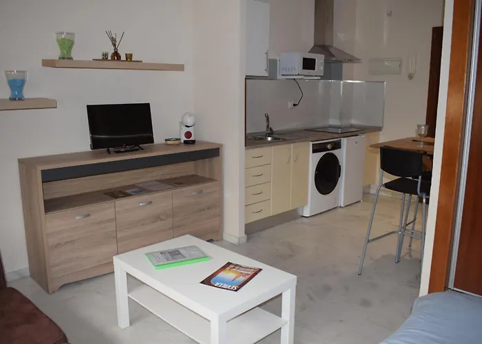 Fibes Lux Este. Apartamento *